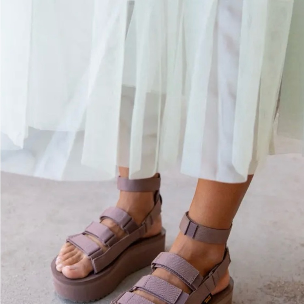 Women's TEVA Flatform Strappy Sandals